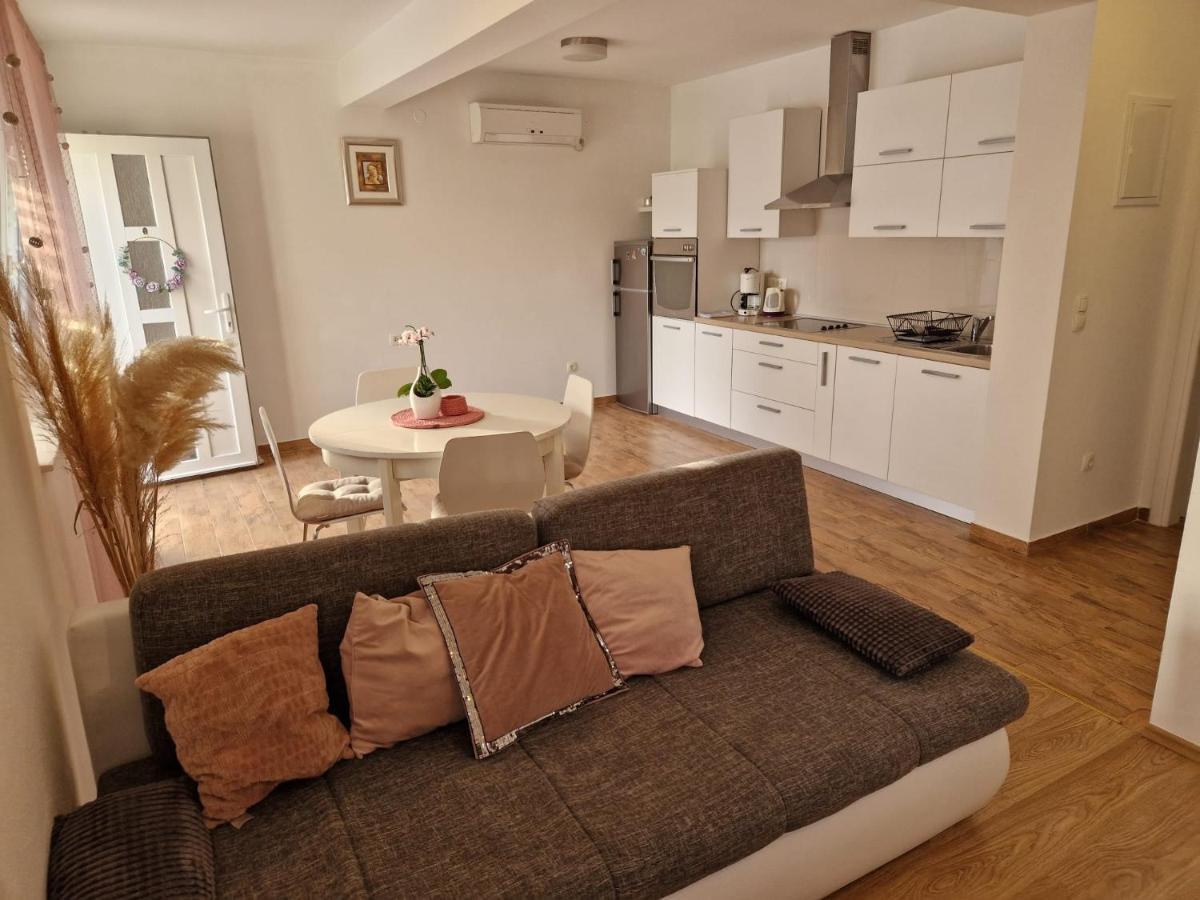 Apartment Dome Biograd Na Moru Dış mekan fotoğraf